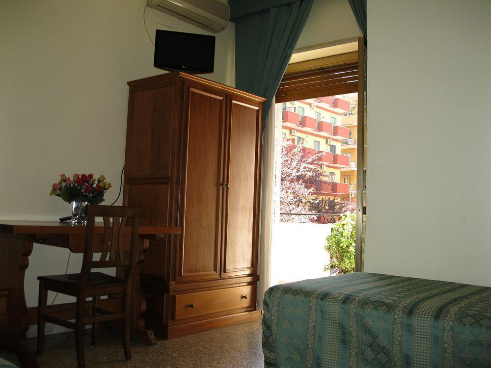 The Condottieri Rooms Rom Exterior foto